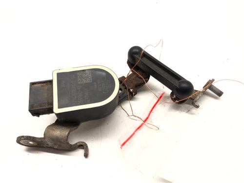 Used Electronic sensor Electronic sensor BMW 7 (F01, F02, F03, F04) 750 i, Li (408 hp) 39275336 39275336