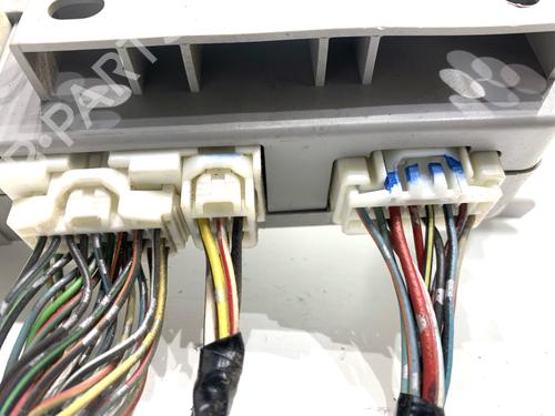 Fuse box MAZDA CX-7 (ER) 2.3 MZR DISI Turbo AWD (ER3P) | BP39305445E1 - Image 4