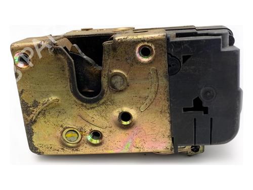 Used Front right lock Front right lock PEUGEOT 206 Hatchback (2A/C) 2.0 HDI 90 (90 hp) 40250298 40250298