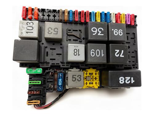 Used Fuse box Fuse box 39482414 39482414