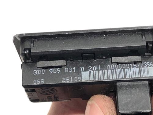 Switch AUDI Q7 (4LB) 3.0 TDI quattro | BP39302209I30 - Image 5