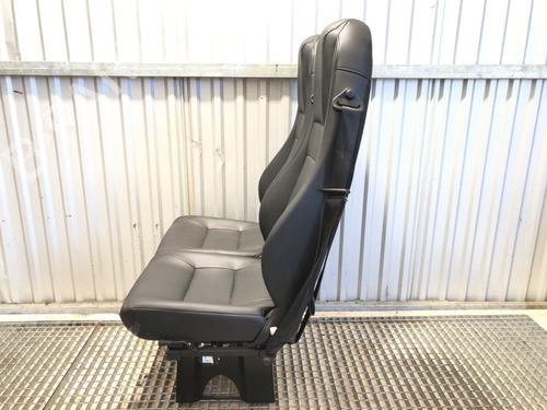 Rear seat IVECO DAILY VI Bus 50C18, 60C18 | BP39358546C17 - Image 4