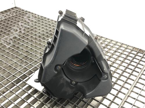 Air filter box AUDI A8 D3 (4E2, 4E8) S8 quattro | BP39270323M87 - Image 3
