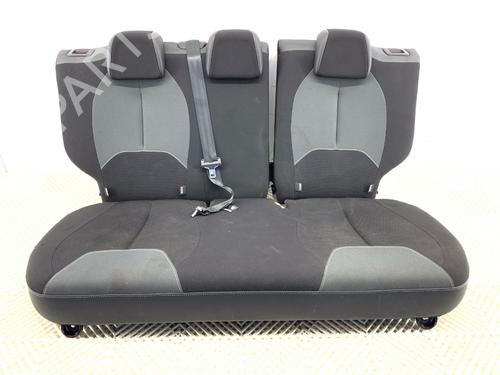 rear-seat-2nd-row-citroen-c3-ii-sc_-2009-39301854 main image