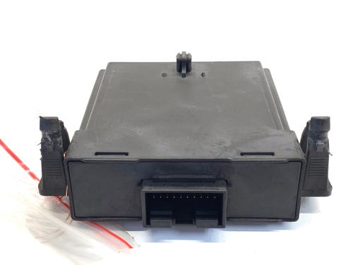 Electronic module VW PASSAT B7 Variant (365) 2.0 TDI | BP39331686M83 - Image 2
