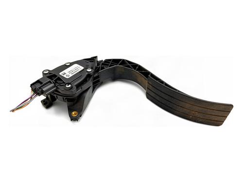 Used Pedal Pedal RENAULT CLIO IV (BH_) 1.5 dCi 90 (90 hp) 40057221 40057221